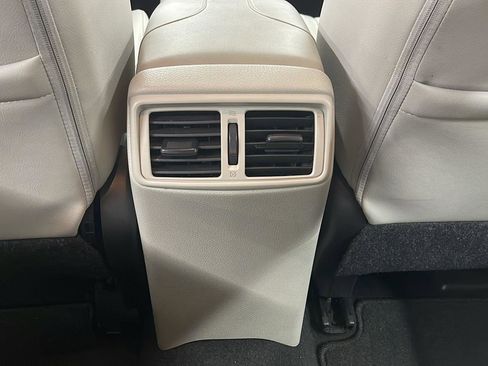 Used 2021 Nissan Rogue Sport SL w/ Premium Package image 10