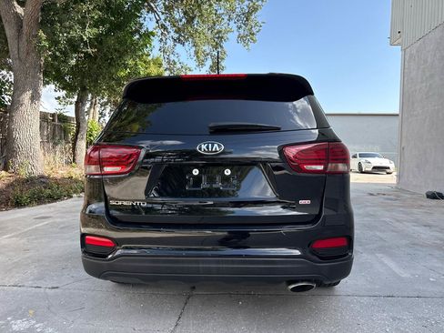 Used 2019 Kia Sorento L FWD image 13