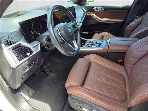 Used 2024 BMW X5 sDrive40i w/ Premium Package RWD image 14