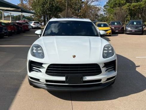 Used 2020 Porsche Macan image 2