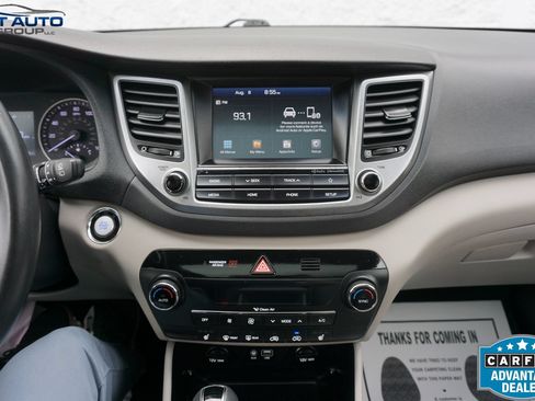 Used 2018 Hyundai Tucson Value AWD/4WD image 28