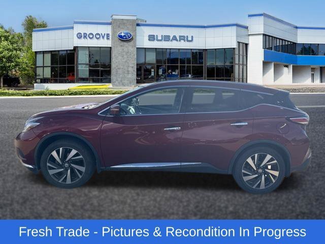 Used 2015 Nissan Murano Platinum w/ Platinum Technology Package AWD/4WD image 2