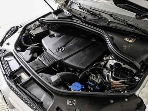 Used 2015 Mercedes-Benz GL 320 BlueTEC 4MATIC image 55