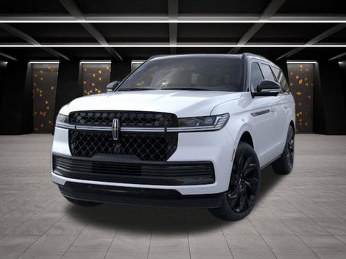 New 2026 Lincoln Navigator Black Label image 2