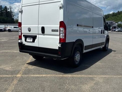 Used 2023 RAM ProMaster 2500 FWD image 7