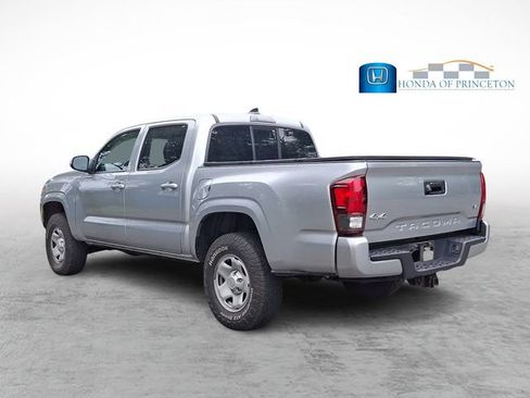 Used 2023 Toyota Tacoma SR AWD/4WD image 4