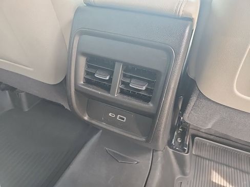 Used 2023 Cadillac XT4 Premium Luxury AWD/4WD image 26