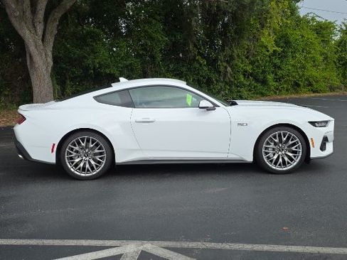 Certified 2025 Ford Mustang GT Premium RWD image 2