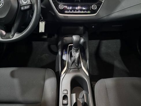 Used 2024 Toyota Corolla LE FWD image 20
