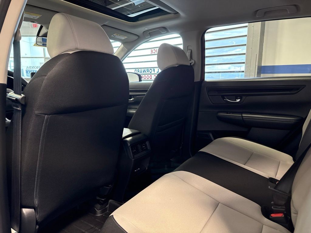 Used 2024 Honda CR-V EX image 23