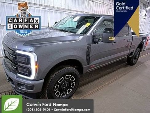 Used 2025 Ford F350 Platinum image 1