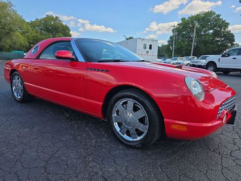 Used 2002 Ford Thunderbird RWD image 18