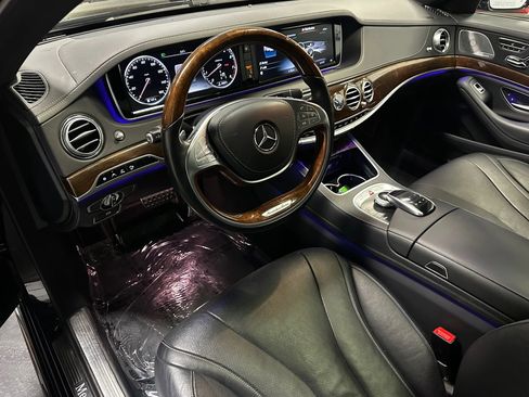 Used 2017 Mercedes-Benz S 550 Sedan image 8