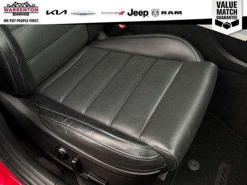 Used 2018 Kia Stinger GT2 image 32