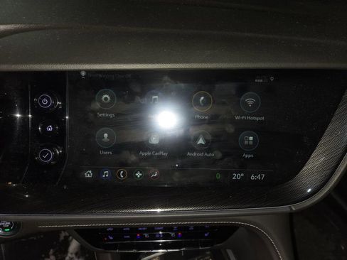 Used 2022 Buick Envision Essence w/ Sport Touring Package image 20