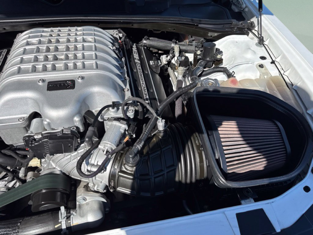 Used 2022 Dodge Challenger SRT Hellcat RWD image 28