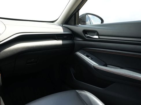 Used 2020 Nissan Altima 2.5 SR FWD image 8