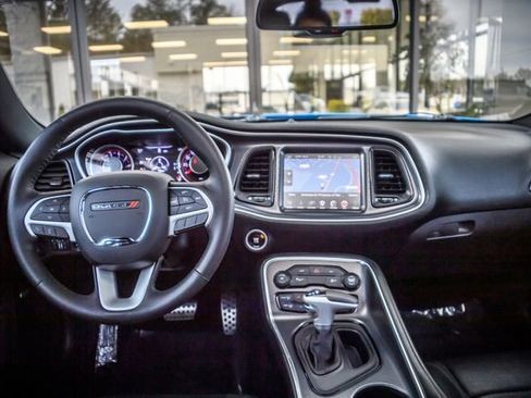 Used 2021 Dodge Challenger R/T image 31