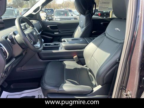 New 2026 Ford Expedition Max Platinum image 9