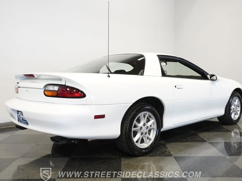 Used 2001 Chevrolet Camaro Z28 w/ Preferred Equipment Group image 29
