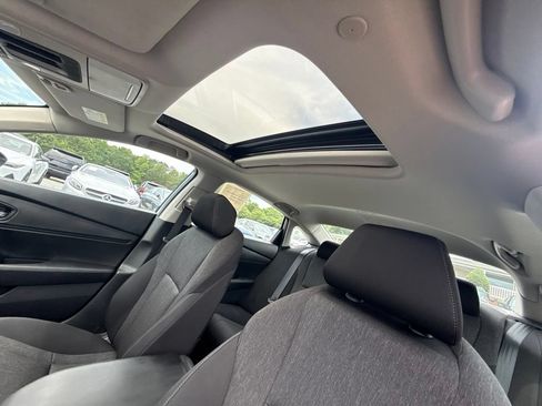 Used 2023 Honda Accord EX image 6