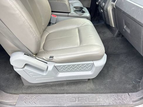 Used 2013 Ford F150 XLT w/ Luxury Equipment Group AWD/4WD image 45