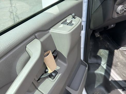 New 2026 Chevrolet Express 3500 w/ Power Convenience Package image 10