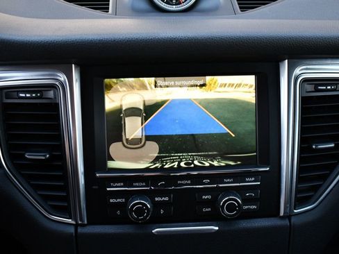 Used 2016 Porsche Macan S image 51