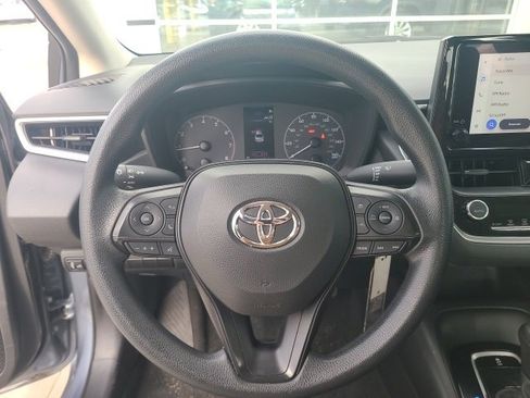 Used 2024 Toyota Corolla LE image 19