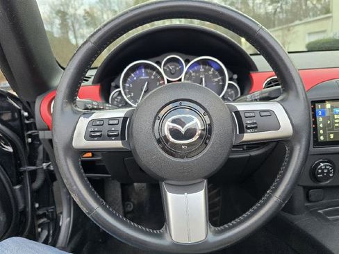 Used 2006 MAZDA MX-5 Miata Sport w/ Suspension Pkg image 20