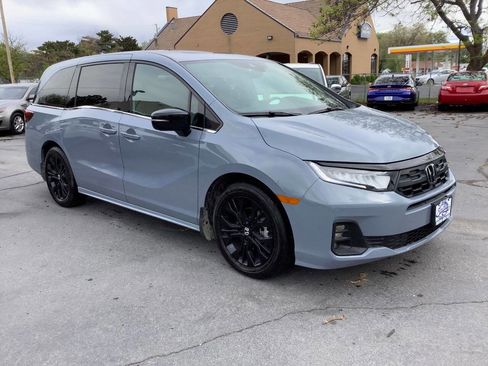 Used 2025 Honda Odyssey Sport-L image 8