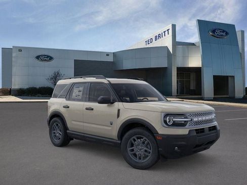 New 2025 Ford Bronco Sport Big Bend w/ Convenience Package AWD/4WD image 1