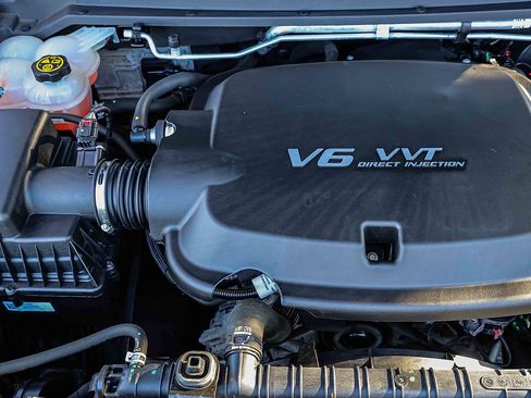 Used 2019 Chevrolet Colorado Z71 image 28