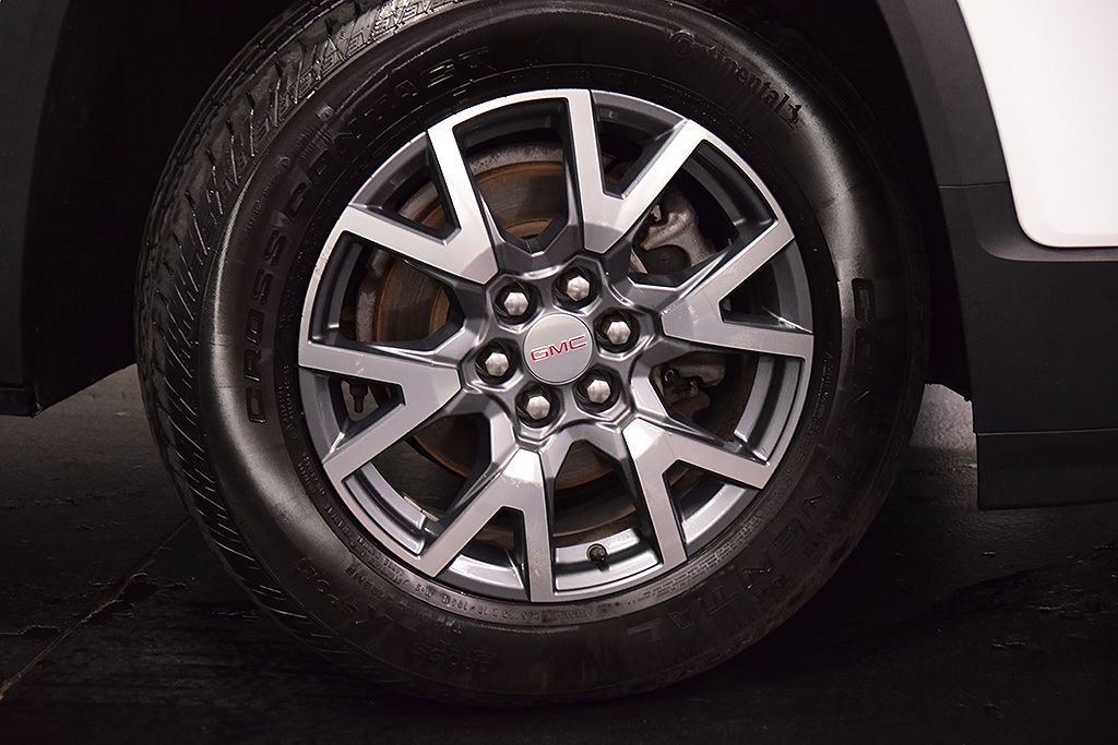 Used 2023 GMC Acadia SLT AWD/4WD image 10