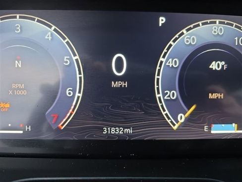 Used 2023 Jeep Grand Cherokee Limited image 19