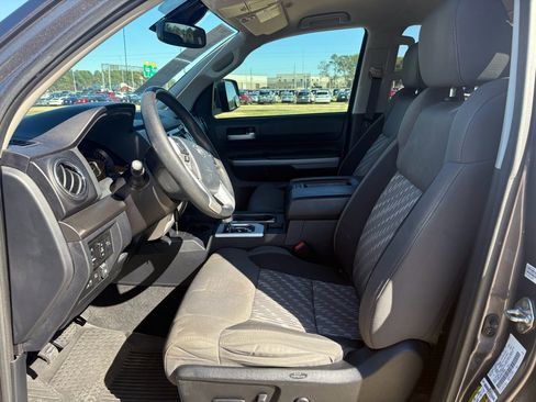 Used 2019 Toyota Tundra SR5 image 8