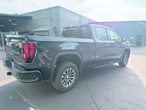 Used 2023 GMC Sierra 1500 AT4 w/ AT4 Premium Package AWD/4WD image 12