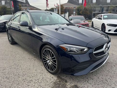 Used 2023 Mercedes-Benz C 300 4MATIC Sedan image 2