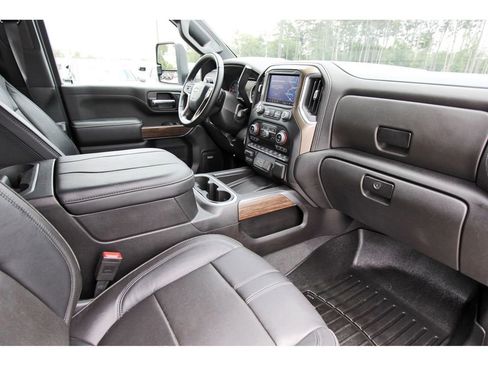 Used 2023 Chevrolet Silverado 2500 High Country w/ Technology Package AWD/4WD image 29
