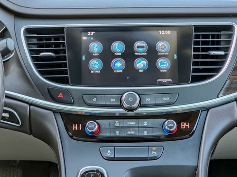 Used 2017 Buick LaCrosse Preferred image 44