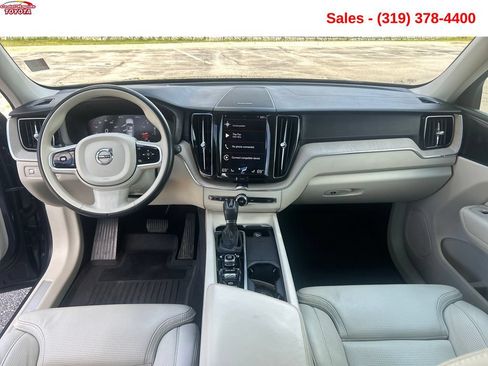 Used 2021 Volvo XC60 T5 Inscription w/ Advanced Package AWD/4WD image 13