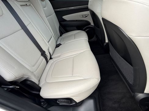 Used 2023 Hyundai Tucson Limited AWD/4WD image 11