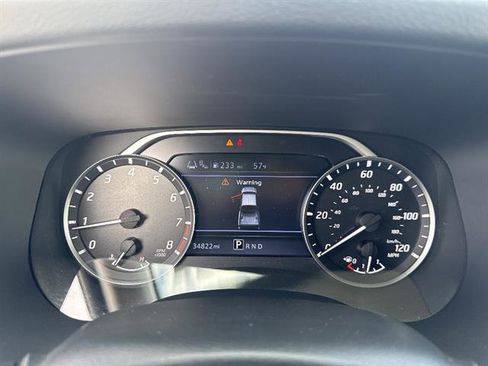 Used 2022 Nissan Frontier SV image 14