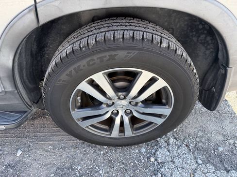 Used 2016 Honda Pilot EX image 10