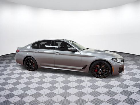 Certified 2023 BMW 530i xDrive w/ M Sport Package image 7