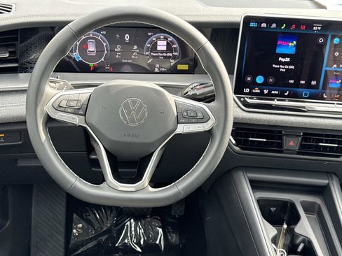 New 2026 Volkswagen Tiguan S image 8