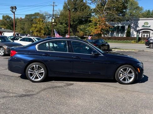 Used 2017 BMW 340i xDrive Sedan image 4
