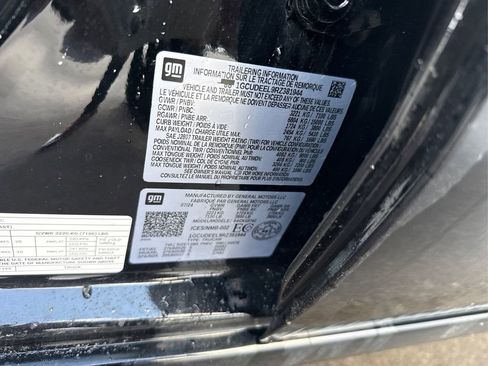 Used 2024 Chevrolet Silverado 1500 RST w/ Z71 Off-Road Package image 11