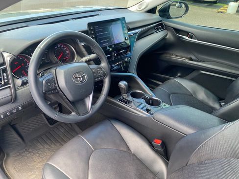 Used 2021 Toyota Camry XSE FWD image 31