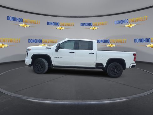 Used 2024 Chevrolet Silverado 2500 LTZ w/ LTZ Plus Package AWD/4WD image 12